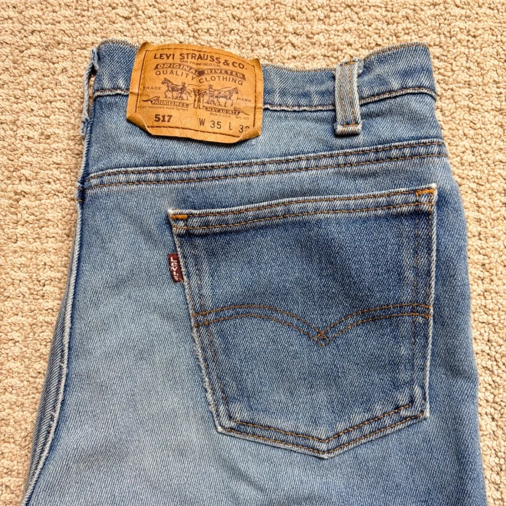 Vintage 80s Levis 517 Made in USA Bootcut Jeans 35x32 (33x26)